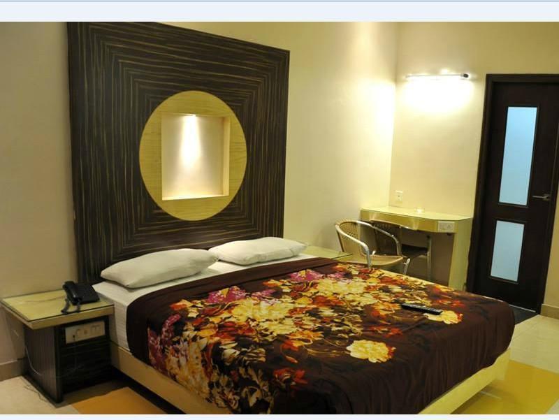 The Grand Park Hotel Csidambaram Kültér fotó